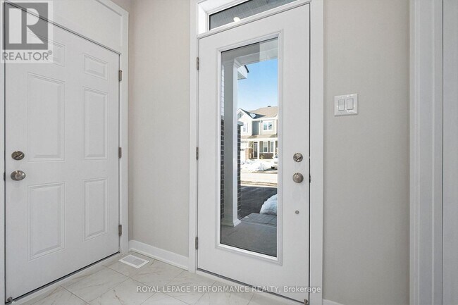 Building Photo - 416 Epoch St