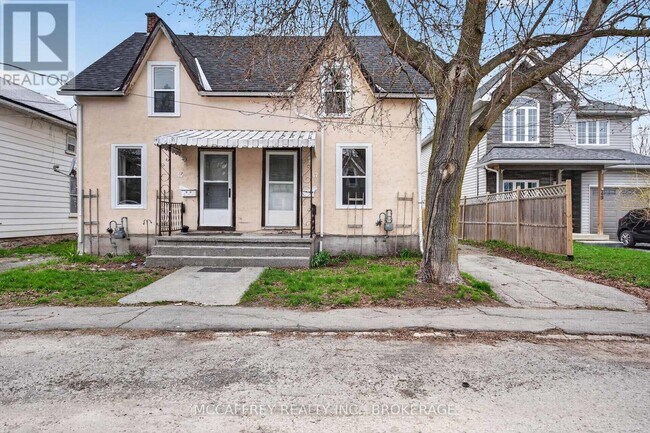 Photo du bâtiment - 45 Isabella St E