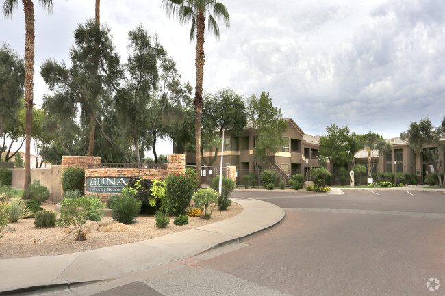 Laguna at Arrowhead Ranch Apartments - Glendale, AZ | Apartments.com