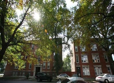 Foto del edificio - 1456 N Kedzie Ave