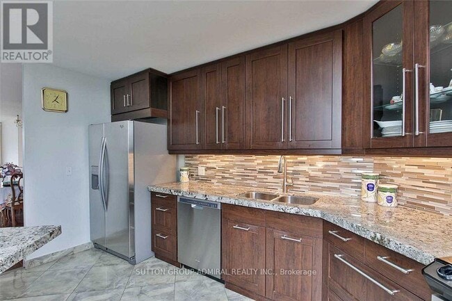 Photo du bâtiment - 1131 Steeles Ave W