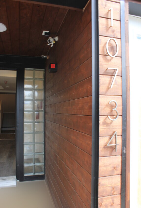 Foto del edificio - 10734 Stone Ave N