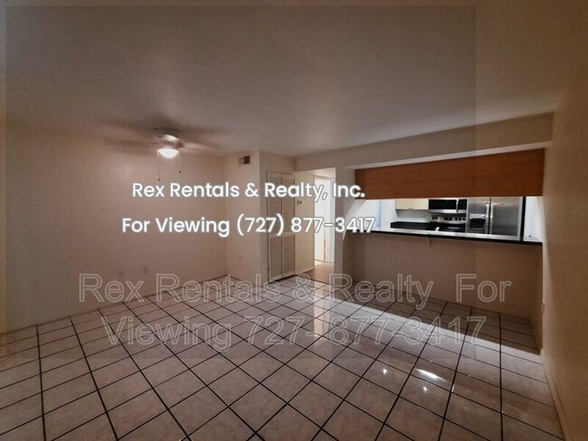 Building Photo - 3595 41st Ln S