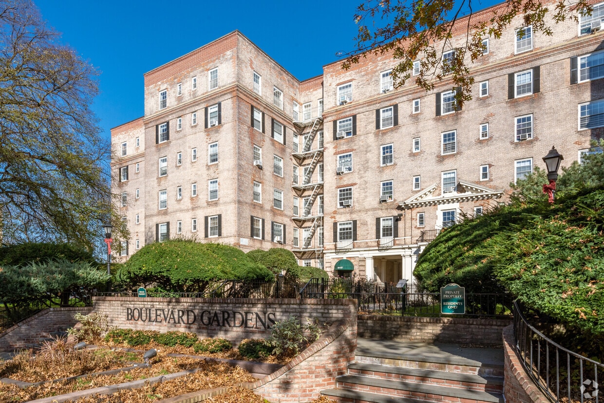 Boulevard Gardens Apartments in Woodside, NY