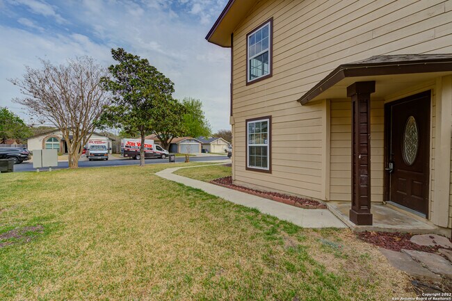 Foto del edificio - 9111 Autumn Whisper