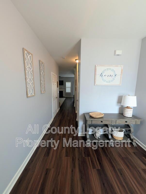 Building Photo - 2150 Spikerush Way