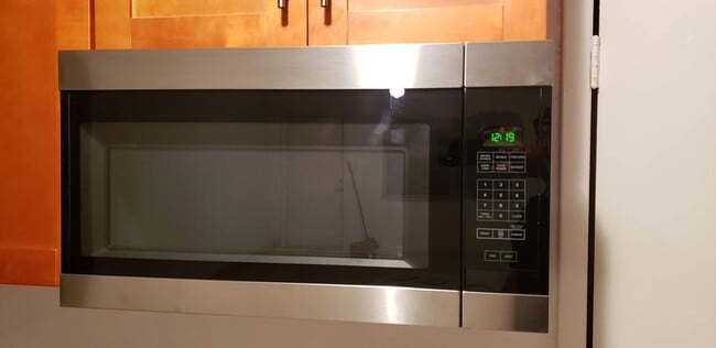 Building Photo - 5704 NW 28th St