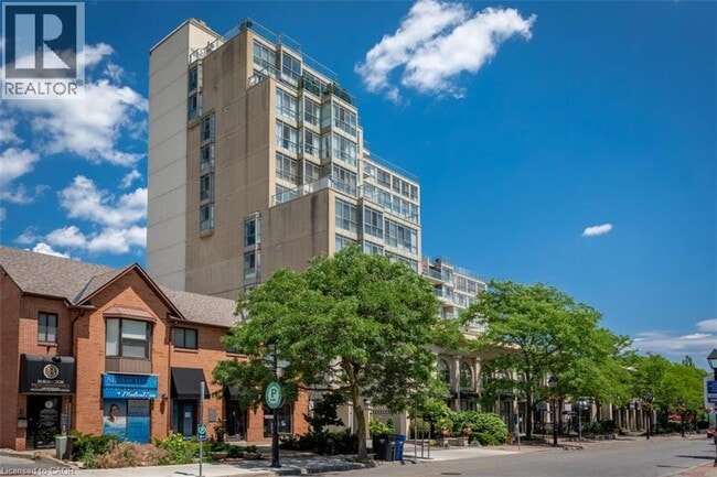 Building Photo - 415 Locust St