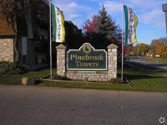 Building Photo - Pinebrook Tower Apartments
