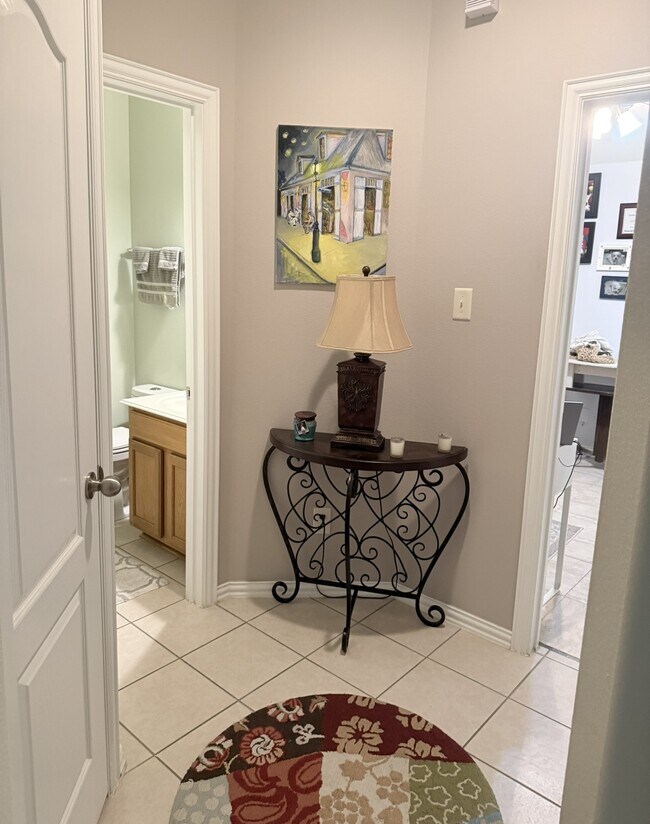 Foto del edificio - 23910 Fairport Harbor Ln