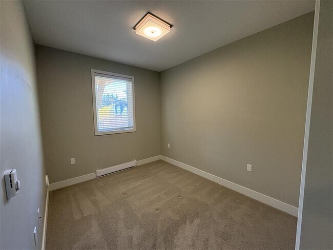 Photo du bâtiment - 45513-45513 Market Way