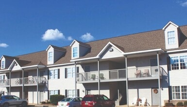 Building Photo - 303 N Ross St