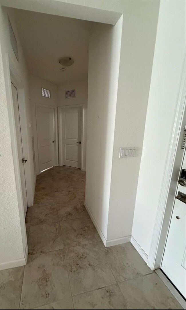 Foto del edificio - 13280 SW 272nd St