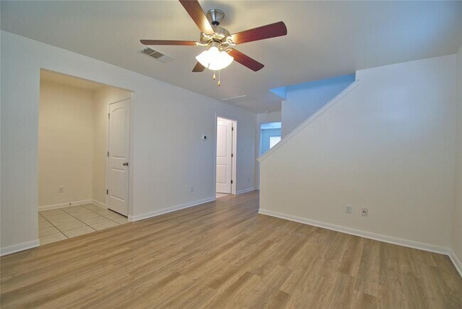 Building Photo - 4711 Giordano Dr