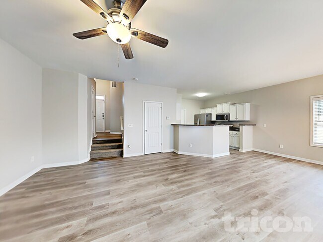 Building Photo - 122 Carriage Lake Dr