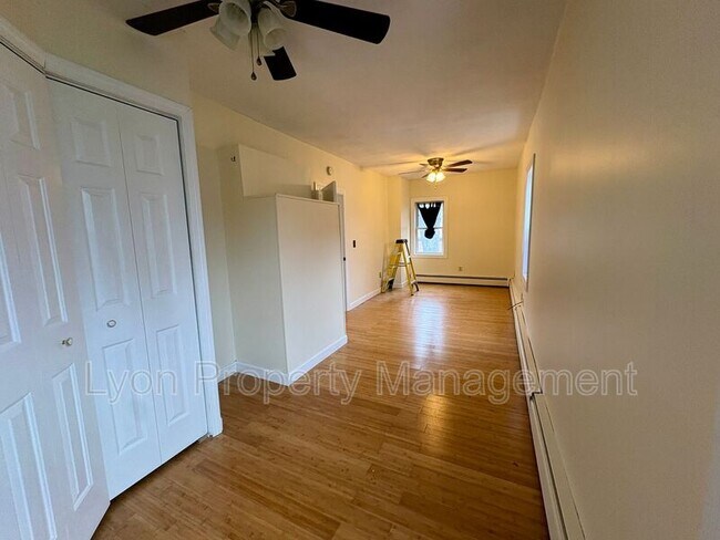 Foto del edificio - 2 Proctor Pl