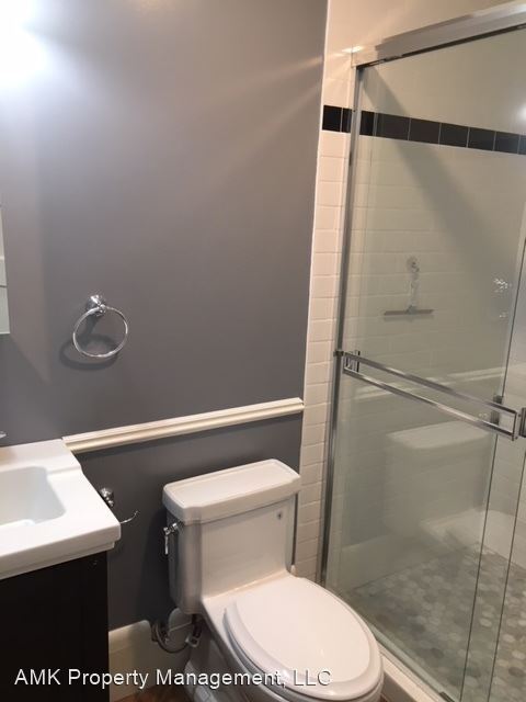 Building Photo - Studio, 1 bath House - 86 S. 12th Street
