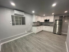 Building Photo - 925 Hunter Ave