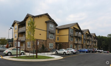 Building Photo - The Waverly