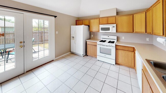 Building Photo - 1124 Carolina St