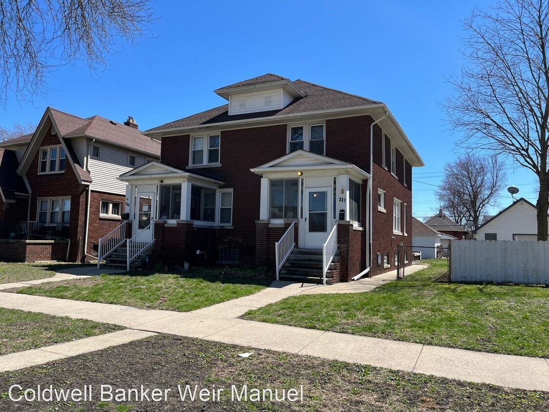 337 Orange St, Wyandotte, MI 48192 House Rental in Wyandotte, MI