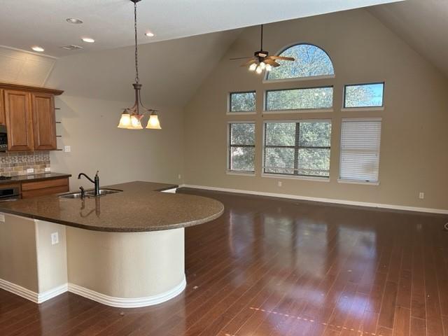 Building Photo - 1702 Estacado Dr