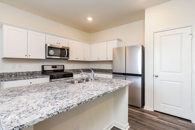 Building Photo - 5251 Dawn Break