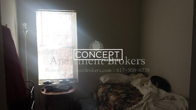 Foto del edificio - 892 Huntington Ave