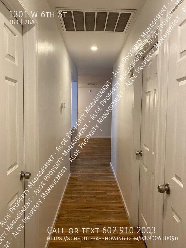 Foto del edificio - 3 Bed, 2 bath home in Tempe, FULLY REMODELED