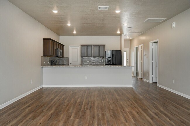 Foto del edificio - Where Style Meets Comfort: Elevate Your Living Experience