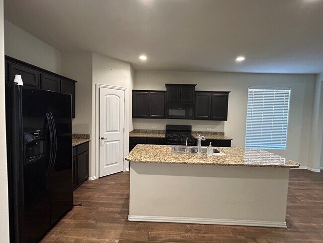 Foto del edificio - 1713 Twin Falls Dr