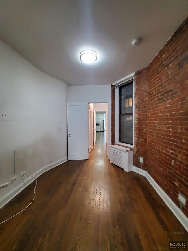 Foto del edificio - 234 E 89th St