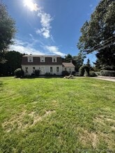 Building Photo - 67 Renee Dr