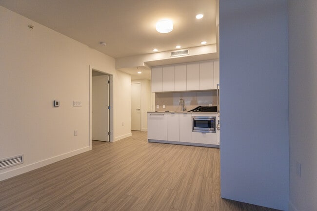 Building Photo - 13675-1107A 107A Ave