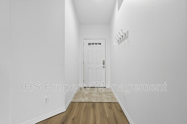 Foto del edificio - 5619 Coppercap Mountain Ln
