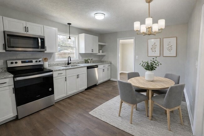 Building Photo - 5303 Birch Rd