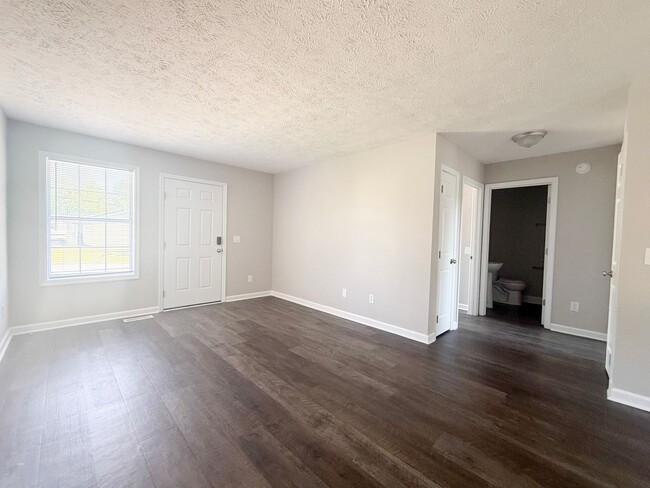 Foto del edificio - 480 W 4th St