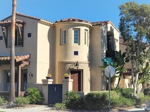 Building Photo - 2053 Historic Decatur Rd