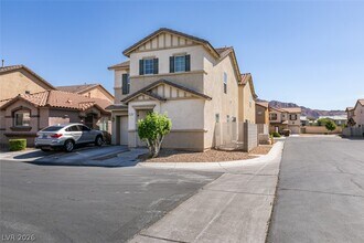Building Photo - 1170 Orange Meadow St