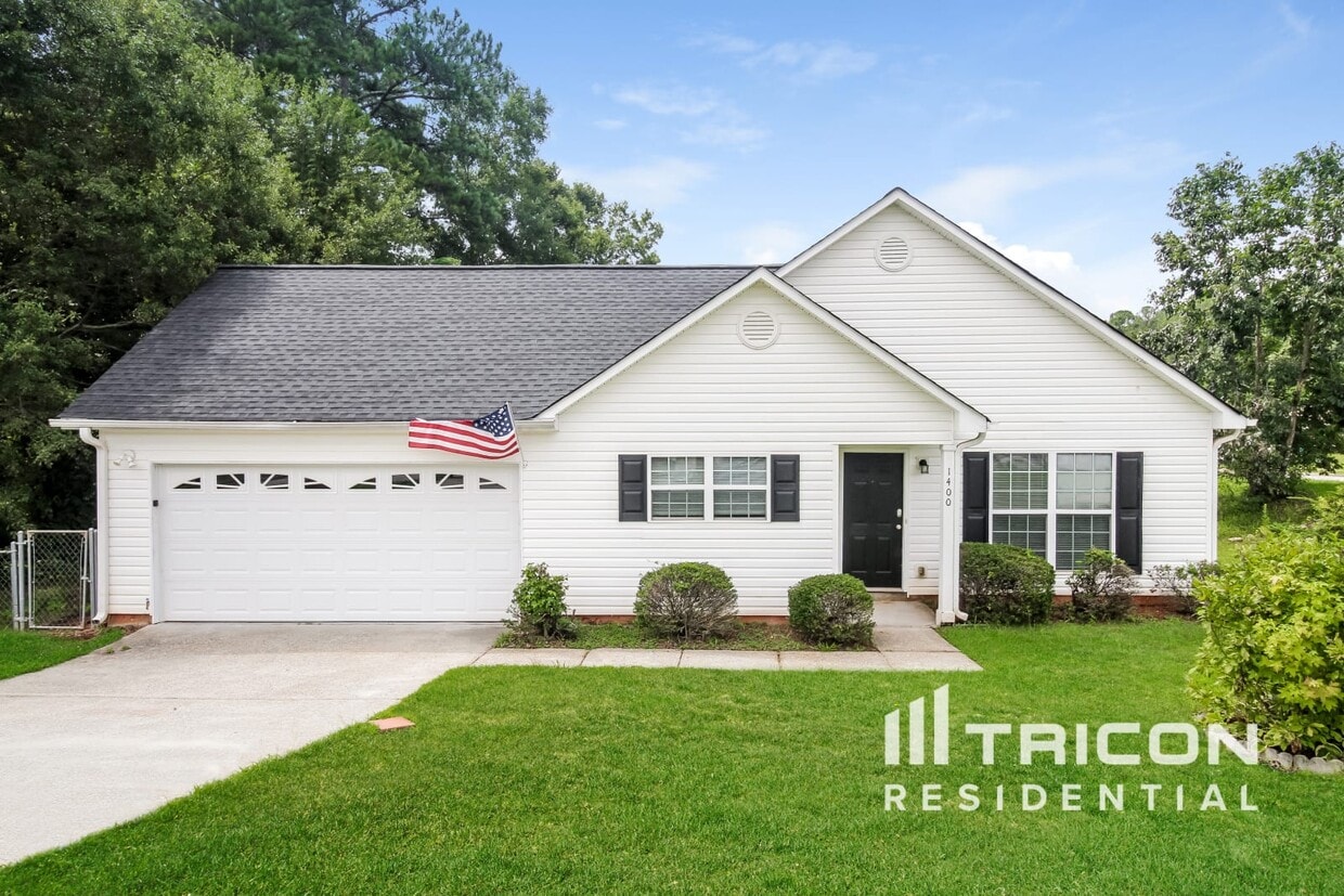 Primary Photo - 1400 Meadow Ct