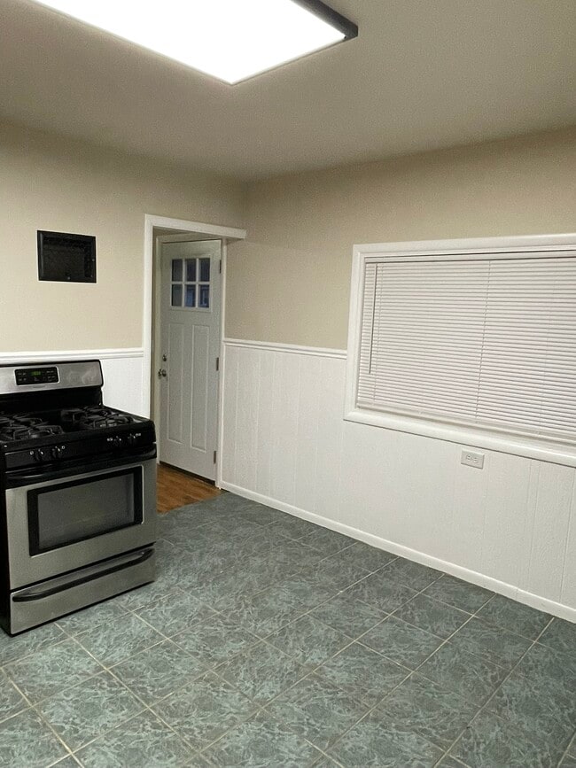 Foto del edificio - 2501 Edgewood Dr