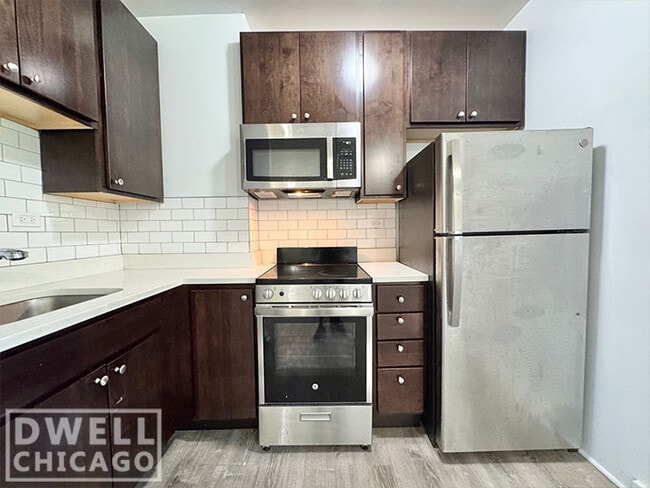 Foto del edificio - 1820 N Humboldt Blvd