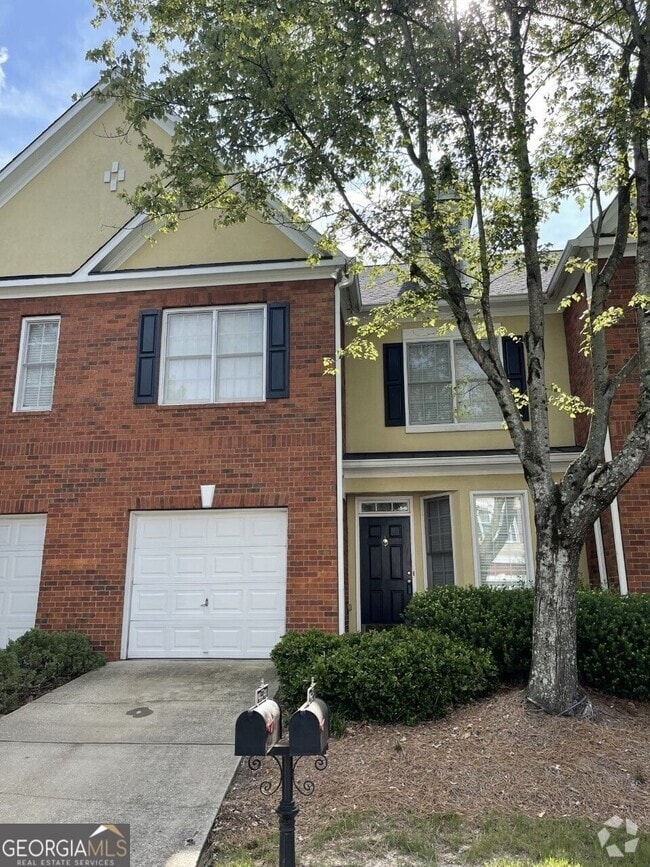 Building Photo - 2515 Longcourt Cir
