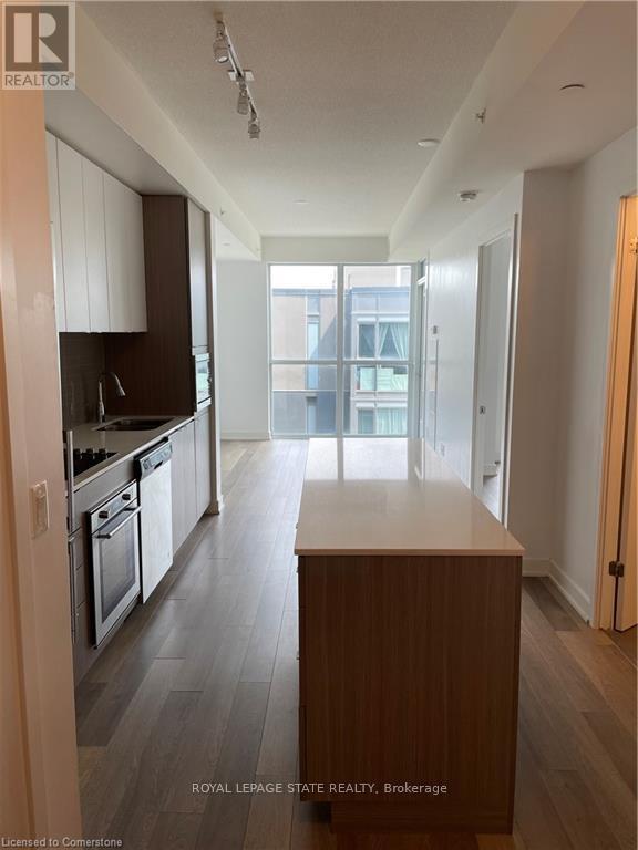 Photo du bâtiment - 5220-5220 Dundas St