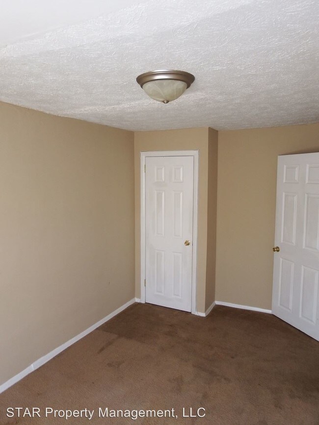 Building Photo - 2803 Hollins Ferry Rd