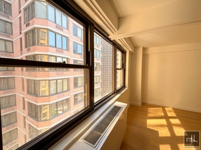 Building Photo - East 39th Street