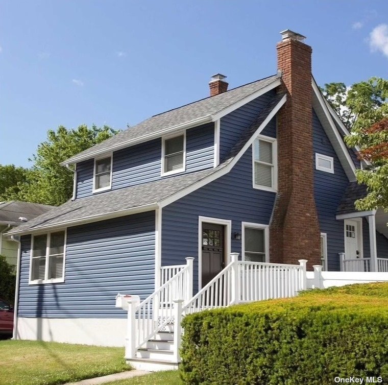 57 Spring Rd, Huntington, NY 11743 Room for Rent in Huntington, NY