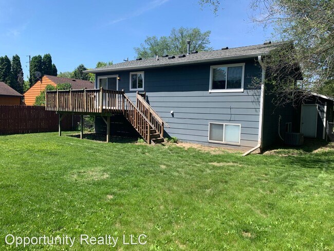 Building Photo - 4 br, 2 bath House - 3108 East River Road