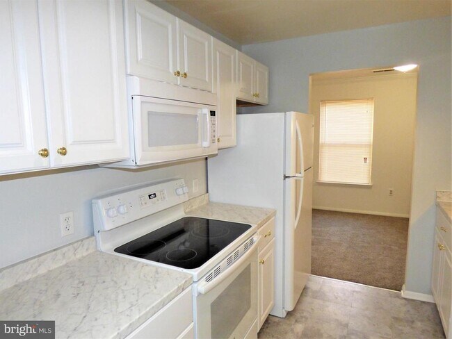 Foto del edificio - 7804 Guildberry Ct