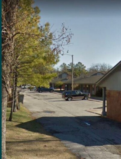 Primary Photo - Wheeling Ave Apartments